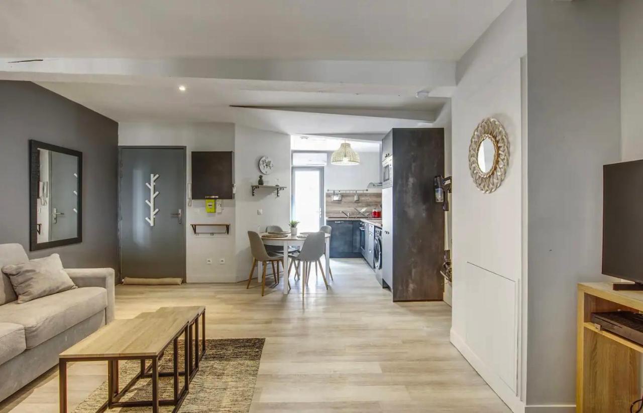 Bel Appartement Avec Terrasse Au Coeur D'Avignon Exterior photo